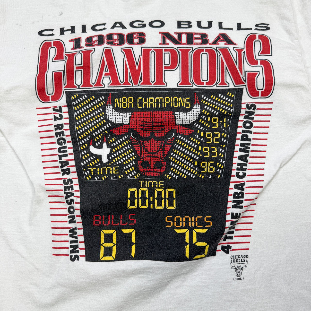 Vintage NBA 1996 Chicago Bulls Championship Tee L