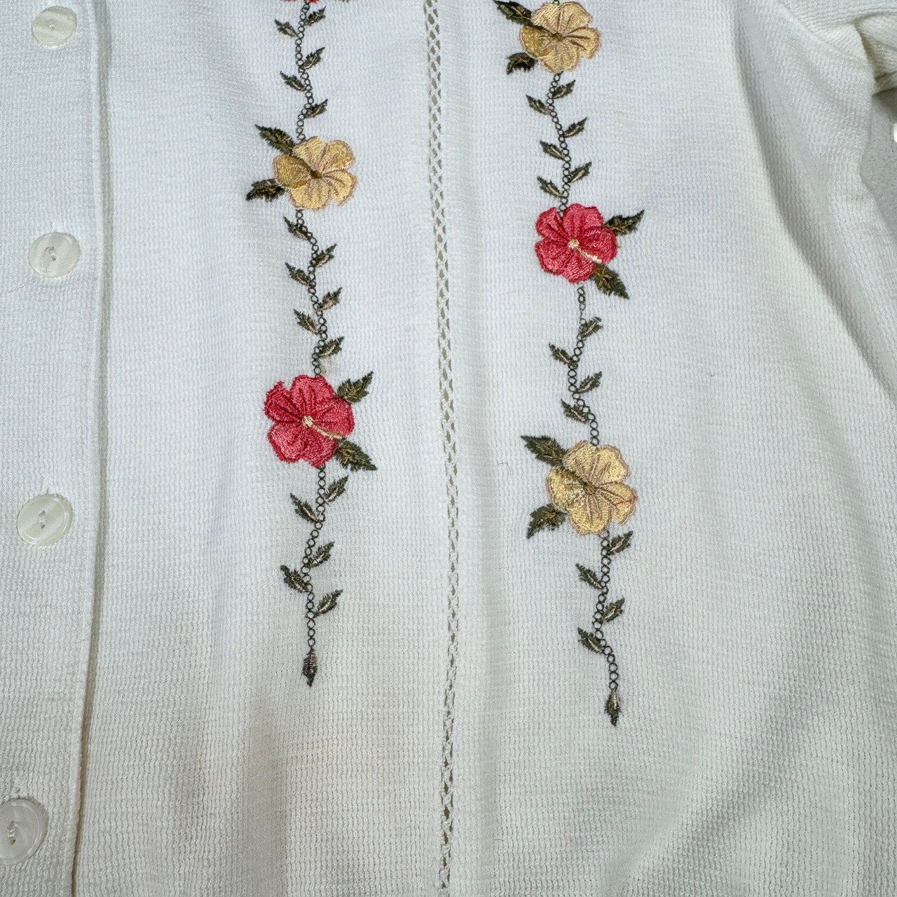 Alfred Dunner Floral Button-Up — 1990s White Knitwear Sweatshirt L