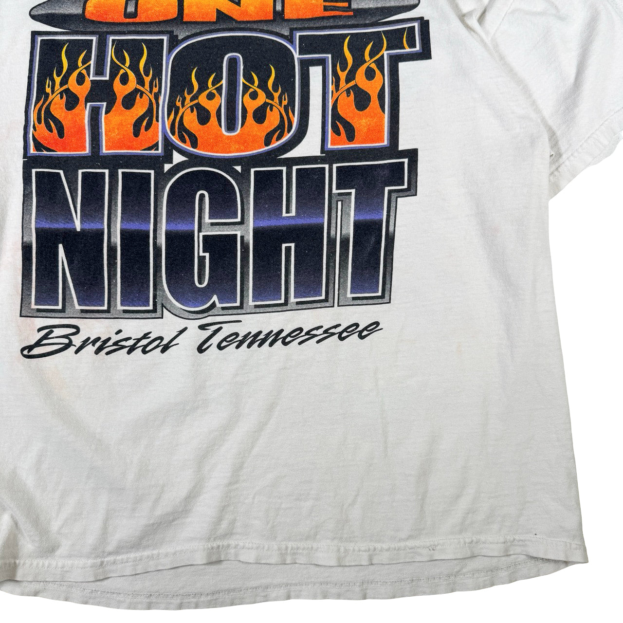 Vintage Bristol Tennessee One Hot Night Sold out Vintage T-Shirt XL