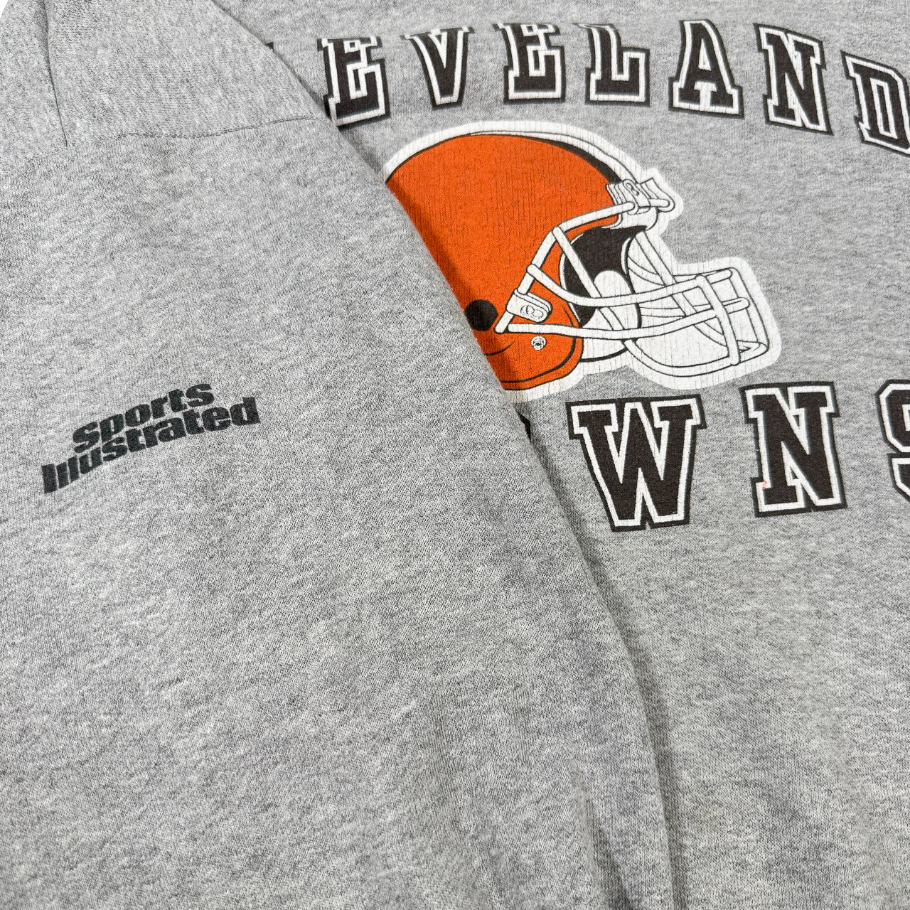 Cleveland Browns Gray Hoodie with Helmet Graphic - XL