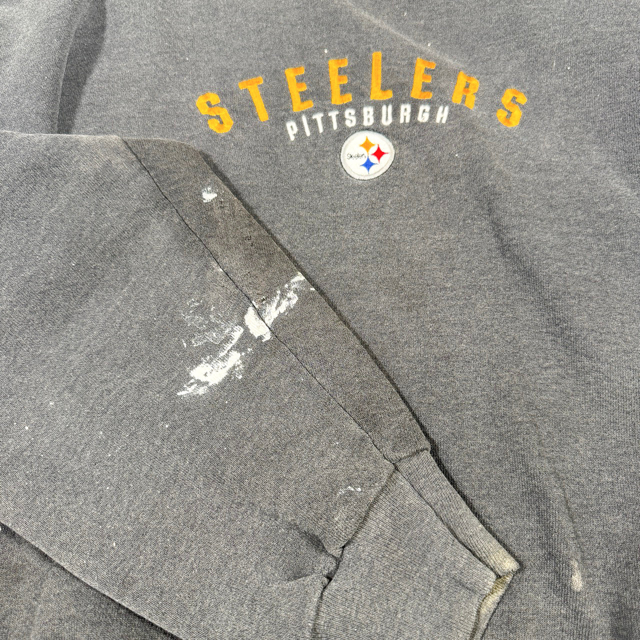 NFL Pittsburgh Steelers Crewneck Sweatshirt with Paint Splatters 24x26